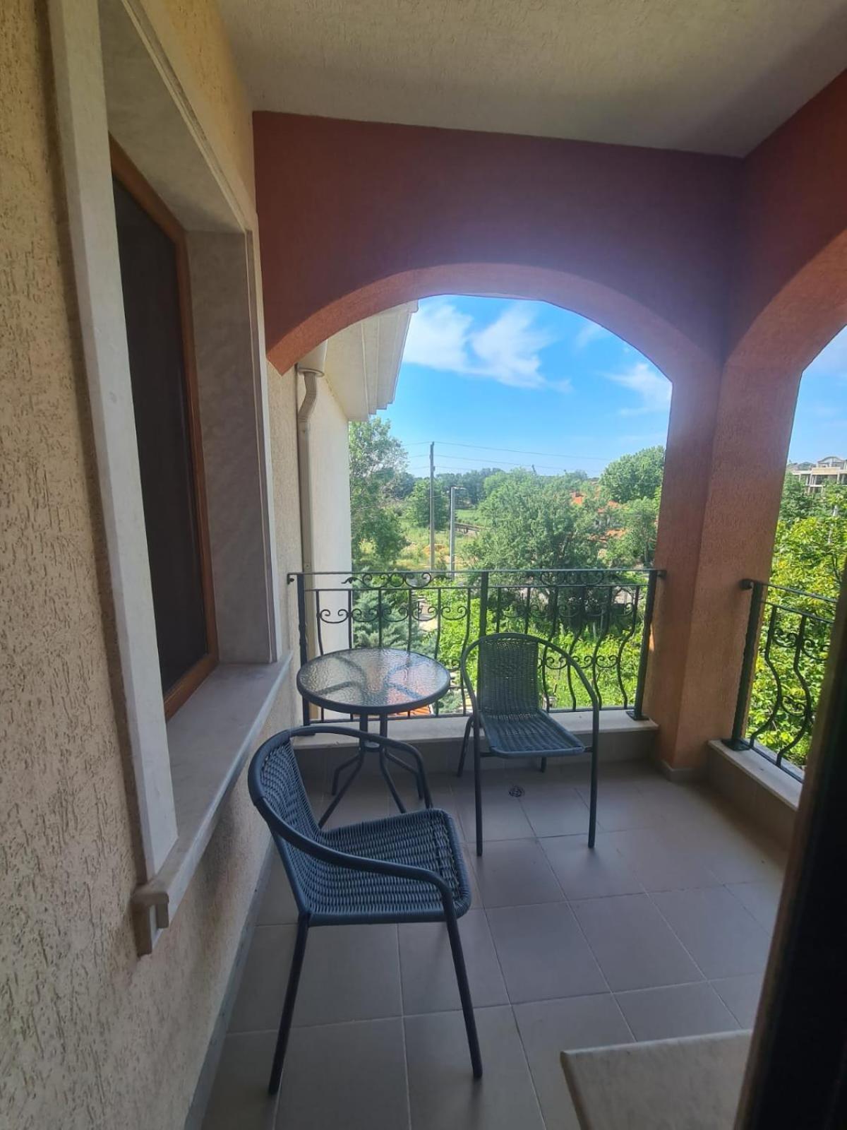 Villa B&B Варна Екстериор снимка